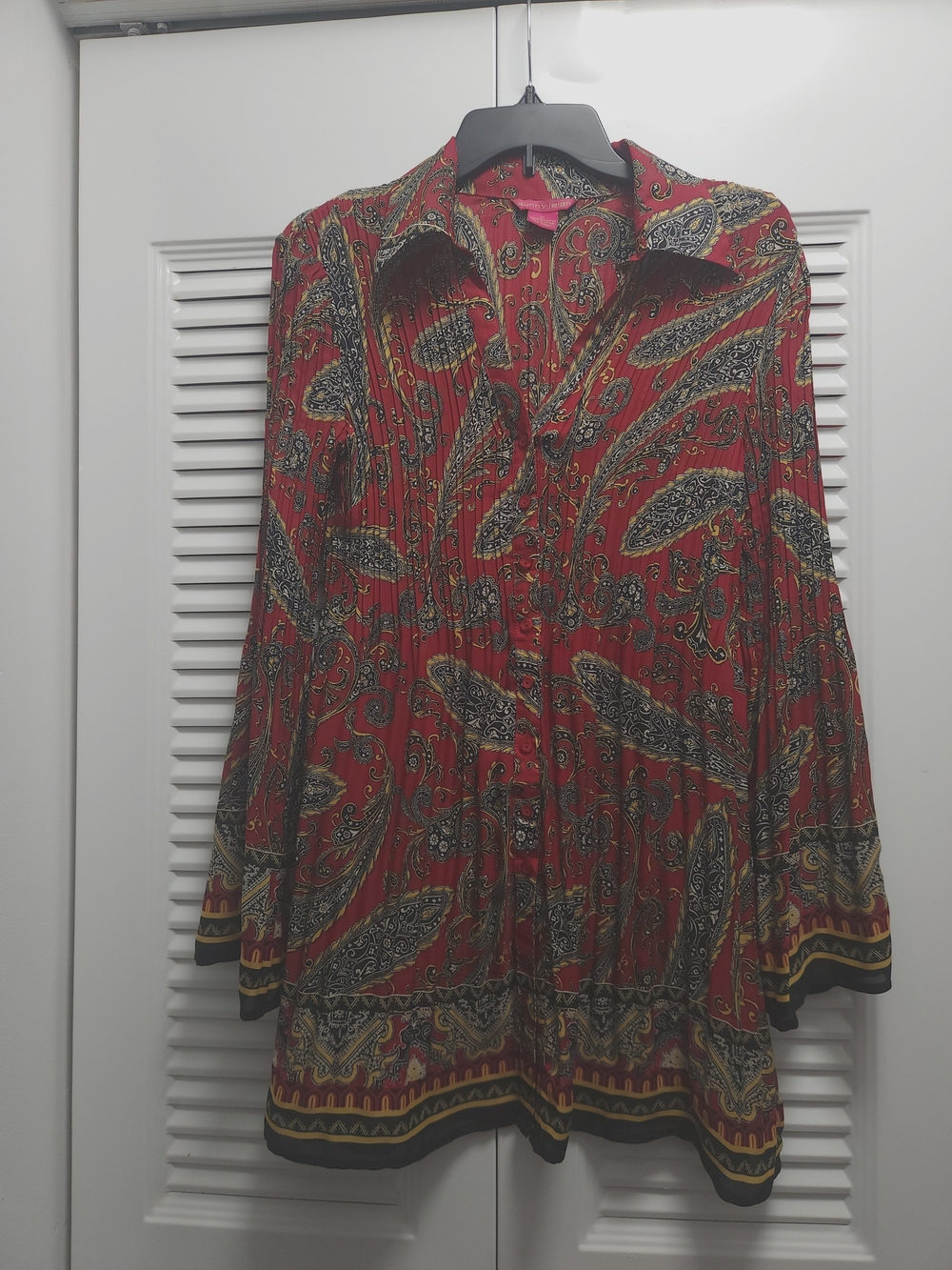 Sunny Leigh Red Paisley Button Front Long Blouse Tunic M